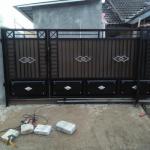 pagar garasi rumah minimalis