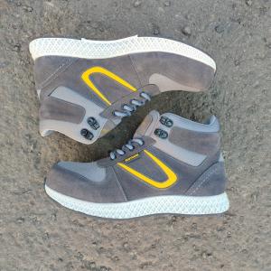 sepatu safety pria ujung besia sepatu rubtrack turbo - TURBOHIGH GRAY, 43