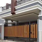 Pagar Rumah Kayu Kombinasi Besi Minimalis JABODETABEK