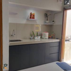 Kitchen Set Lemari Dapur Kitchenset Minimalis modern Anti air