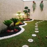 Taman minimalis Bonsai Rumput B.11