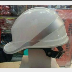 Toko Helm Keamanan Safety di serang